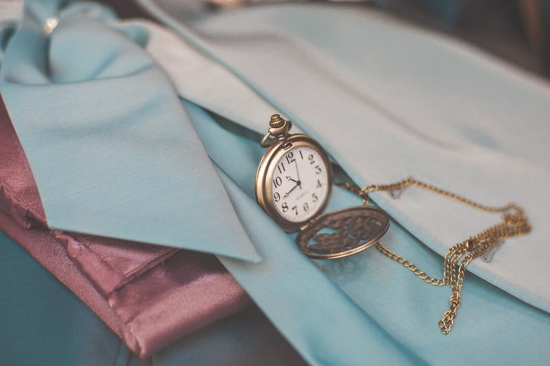Unlocking the Mysteries of Vintage and Antique Jewelry - AmenClub