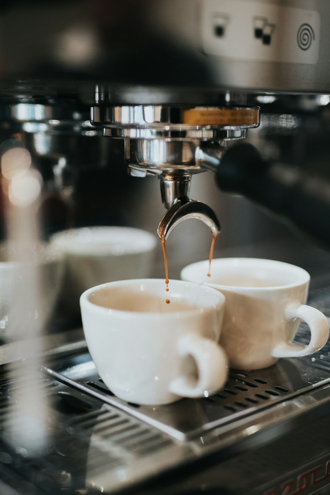 Coffee Trends: What's Brewing in 2023? - AmenClub
