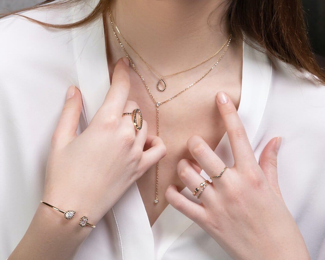 How to Layer Your Jewelry: Tips and Techniques - AmenClub