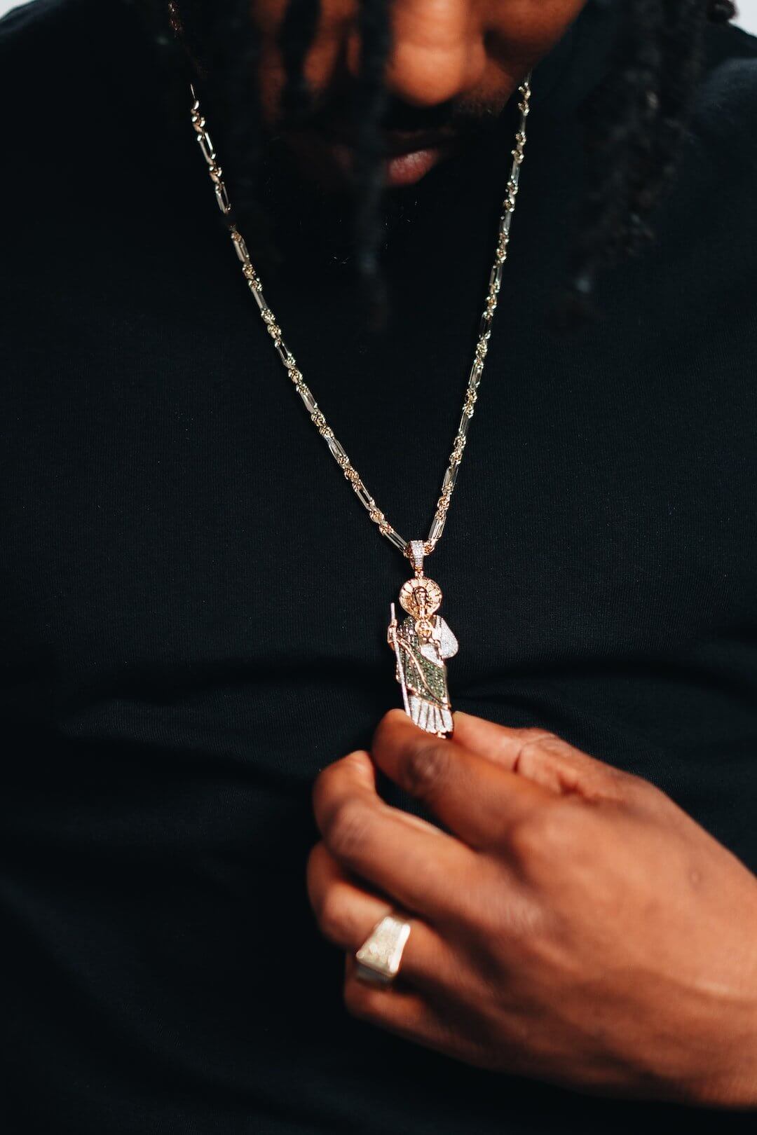 Jewelry: The Ultimate Form of Self-Expression - AmenClub