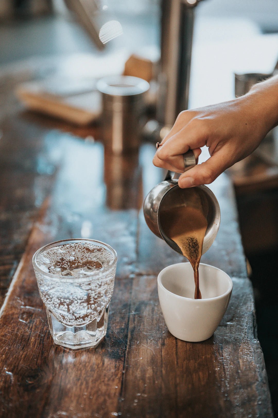 Mastering the Art of Coffee Tasting: Your Guide to Sipping Like a Pro - AmenClub