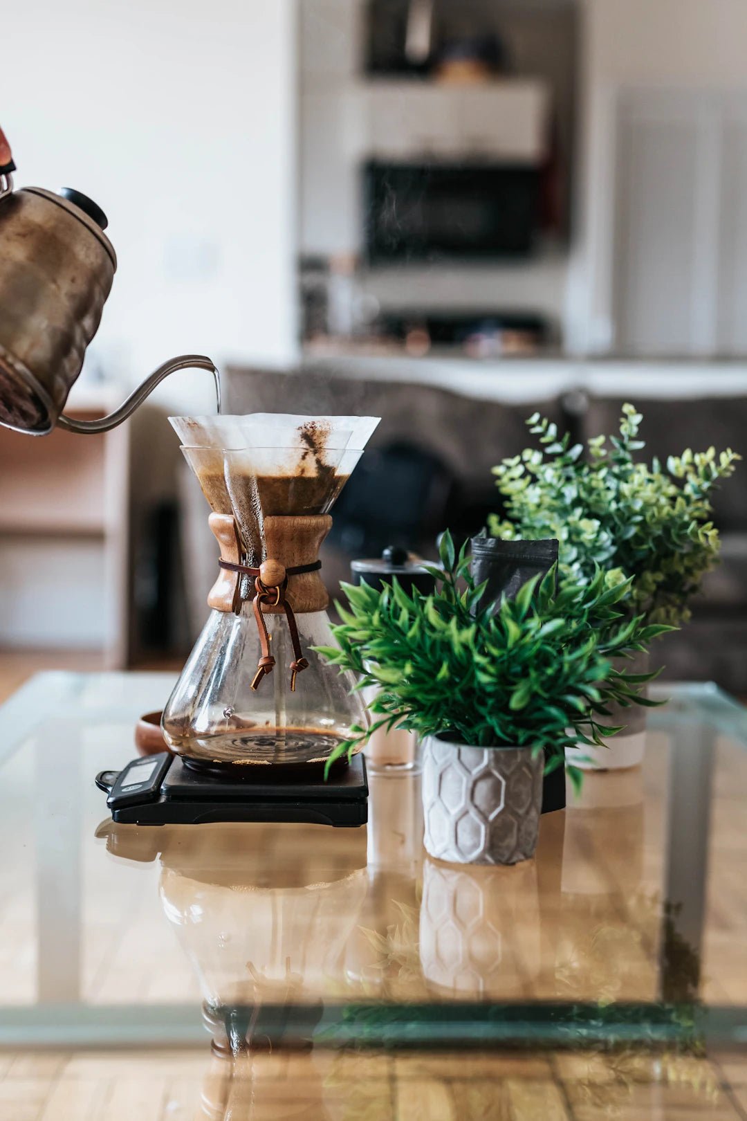 The Unbreakable Bond: How Coffee Transforms Social Gatherings - AmenClub