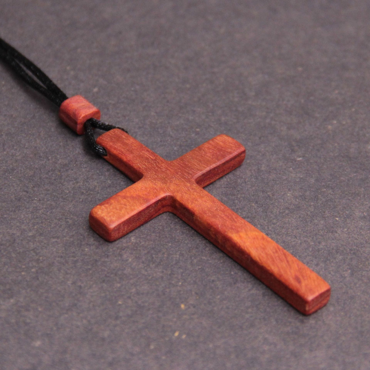 Sandalwood Cross Necklace - Shopuz