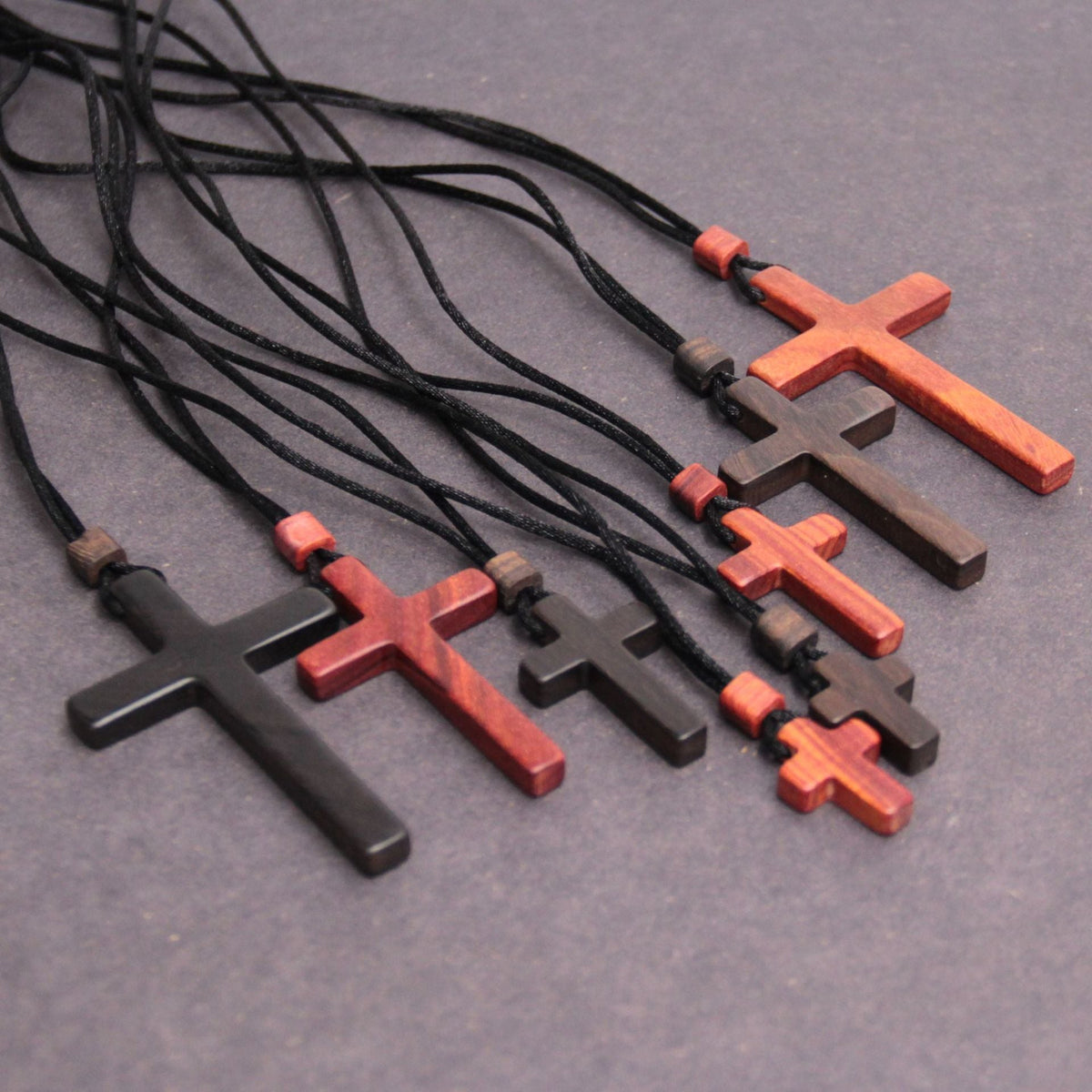 Sandalwood Cross Necklace - Shopuz