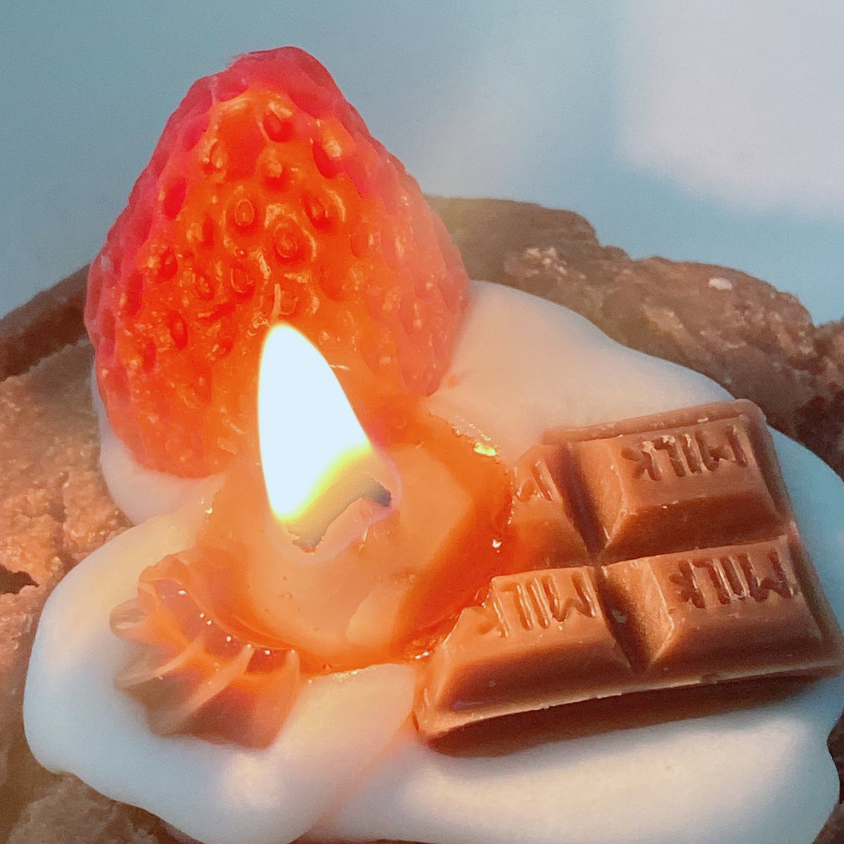 Strawberry Cookie Candle - Shopuz