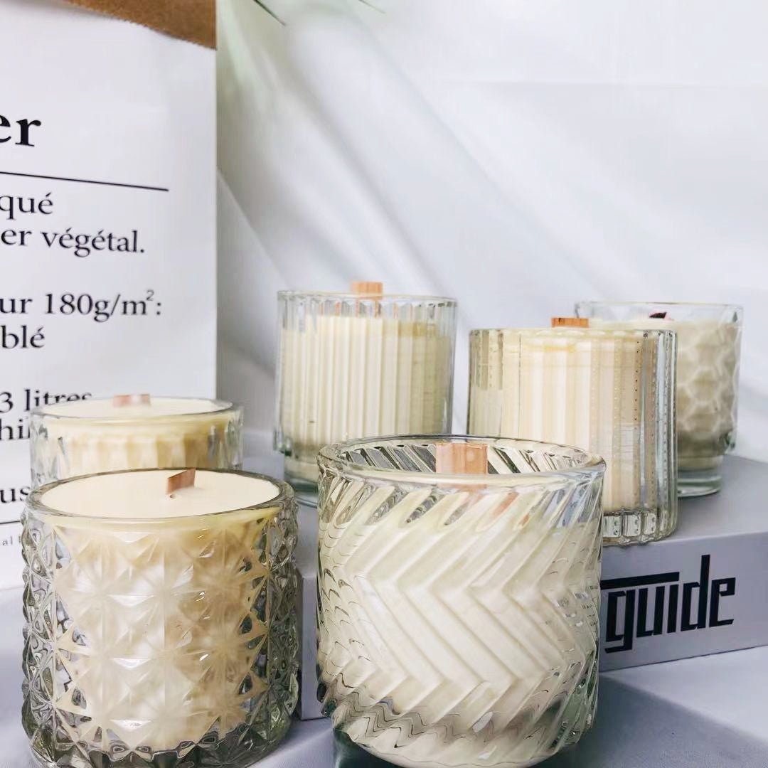 Woody & Floral Candle - Shopuz